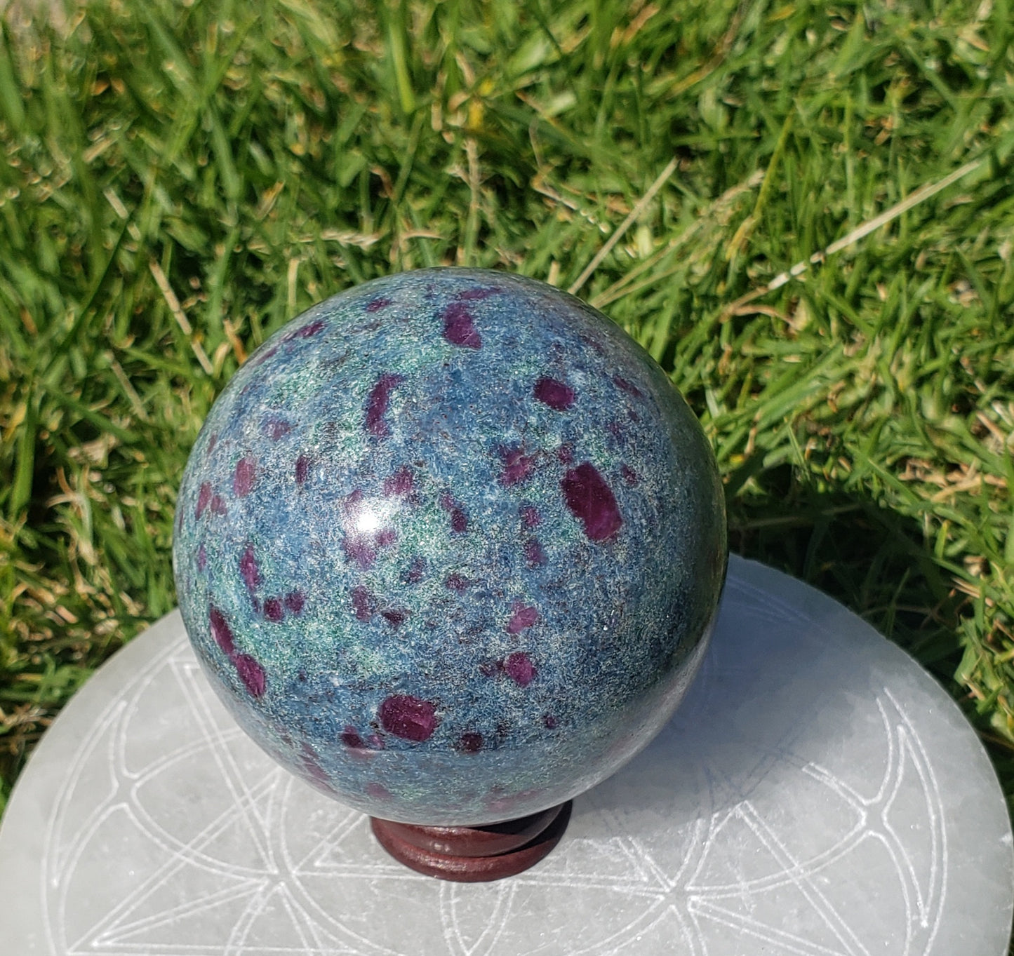 Ruby in Kyanite Sphere 1lb B