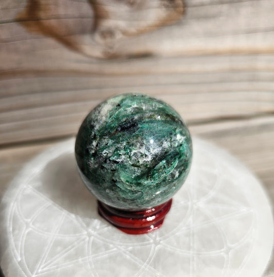 Emerald Sphere (B)